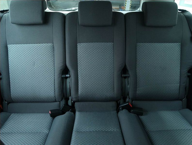 Ford C-MAX (2006) 1.6 TDCi, Tažné, oblíbený vůz - fotka 10 z 15