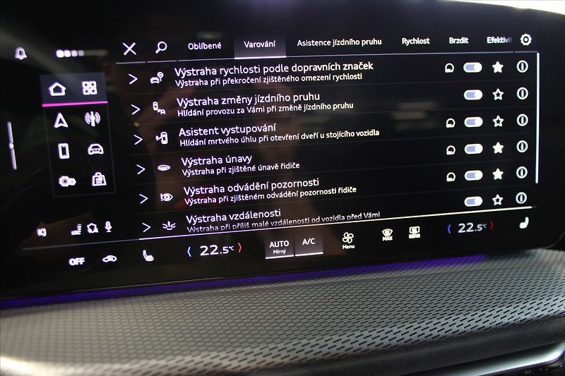 Audi Q5 TFSI quattro 150 kW S Line Tec - fotka 24 z 40
