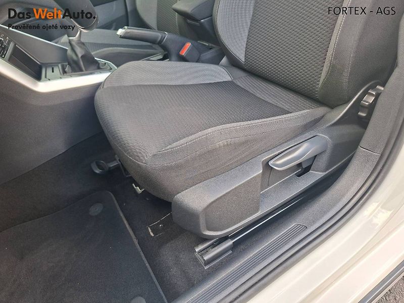 Volkswagen Taigo (2022) Life,1.0 TSI,81kW - fotka 11 z 25