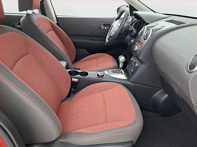 Nissan Qashqai (2007) 2.0, 4X4, Automat, Tempomat - fotka 9 z 19