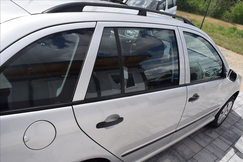 Škoda Fabia 1,4 i 55KW NOVÁ STK AUTOMAT - fotka 10 z 44