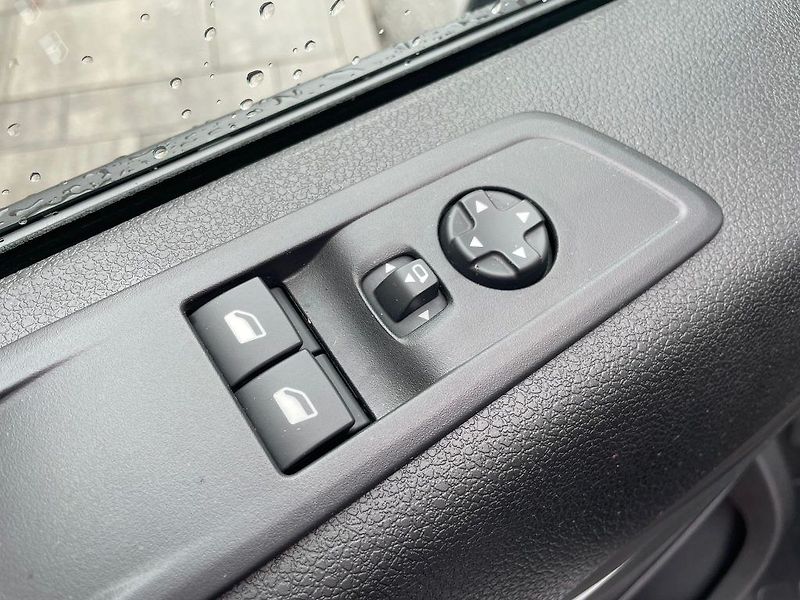 Toyota ProAce Verso 2.0L  177 - 8 AT AE Family 8S - fotka 16 z 29