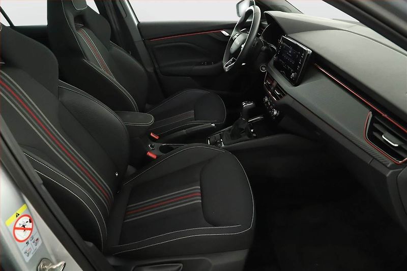 Škoda Scala (2025) 1.0 TSI, Monte Carlo - fotka 7 z 17