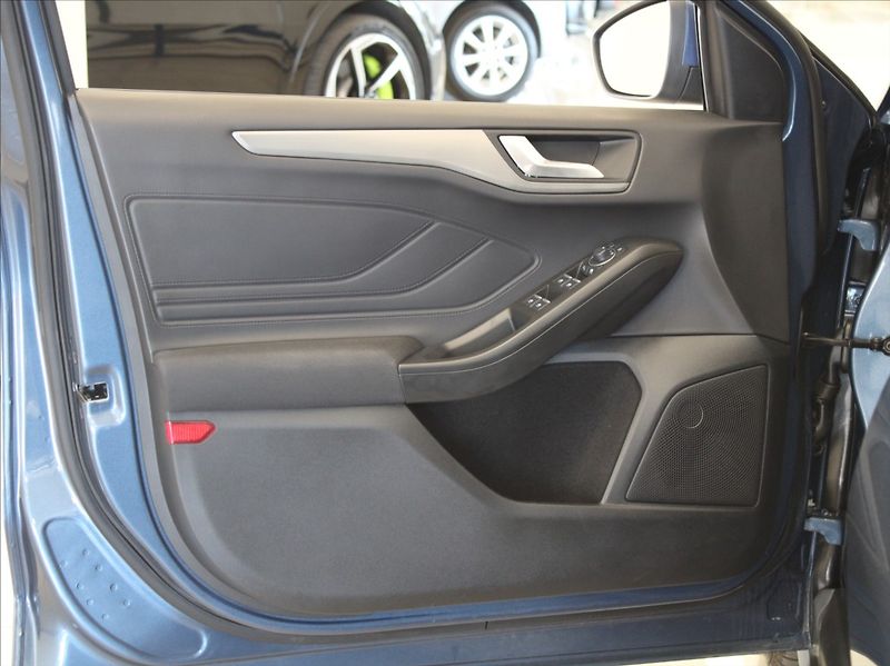 Ford Focus 1,0 EB 115kW AT Výpordej! - fotka 16 z 21