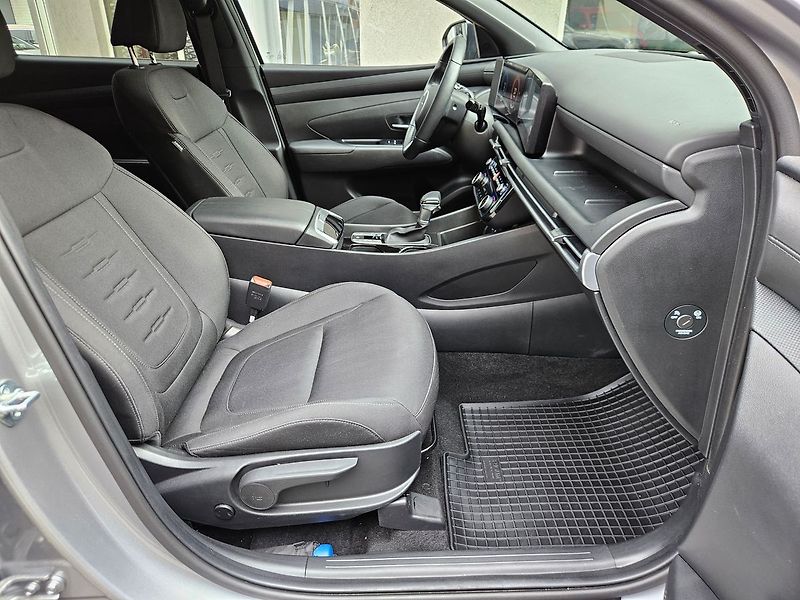 Hyundai Tucson 1,6T-GDi DCT GO Czech!4x4,DPH - fotka 28 z 33