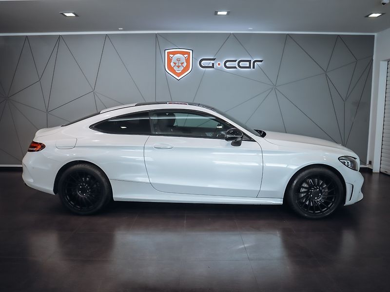 Mercedes-Benz Třídy C C 300d coupe 4MATIC AMG - fotka 6 z 32