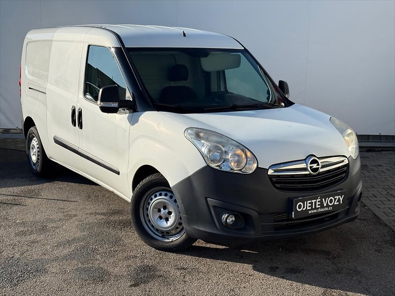 Opel Combo 1,4 - fotka 3 z 11