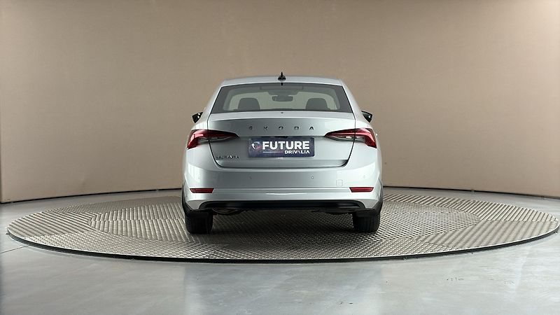 Škoda Octavia 2.0 TDI DSG Ambition - fotka 5 z 26