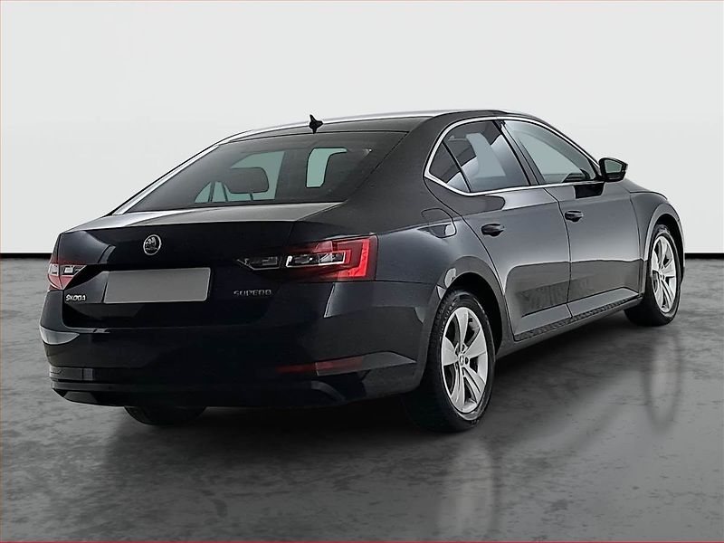 Škoda Superb (2019) 2.0 TDI, Automat, Kůže, Navi - fotka 5 z 26