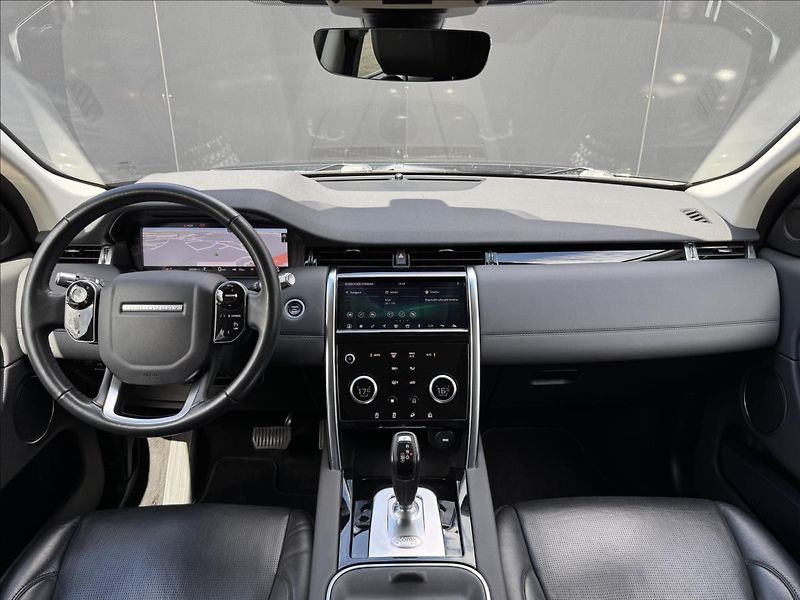 Land Rover Discovery Sport 2,0 D150 SE 4WD AT DPH - fotka 14 z 27