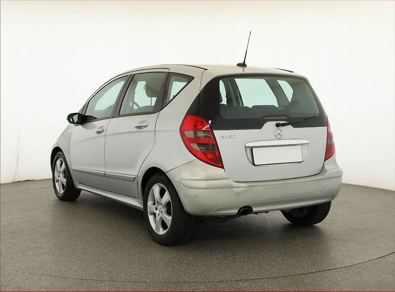 Mercedes-Benz Třídy A (2006) A 150 , nová STK, zamluveno - fotka 4 z 15