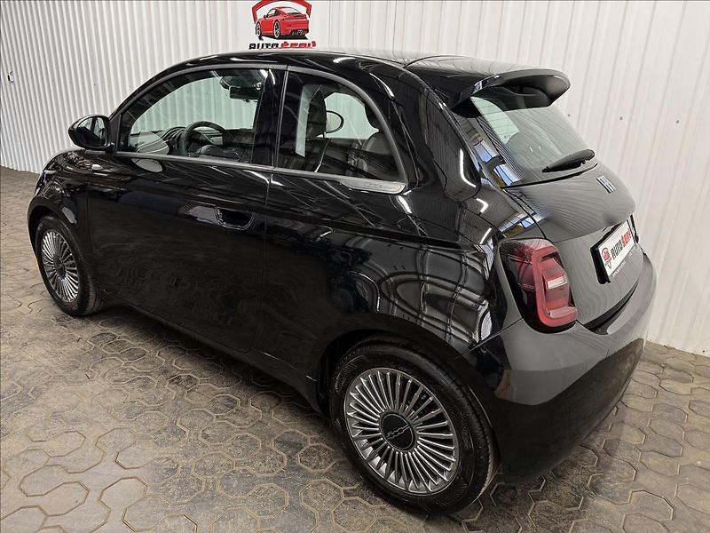 Fiat 500e ELECTRIC DRIVE 70kW ICON - fotka 6 z 38
