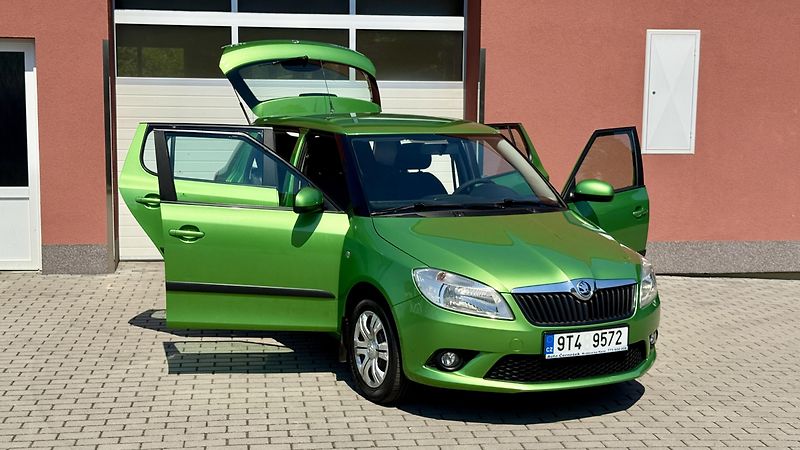 Škoda Fabia 1.4*16V*63kW*FRESH*SPORT*ČR* - fotka 17 z 21