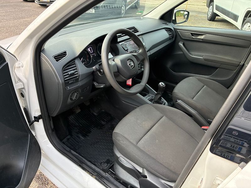 Škoda Fabia 1.0 TSi 70 kW ČR DPH - fotka 9 z 17