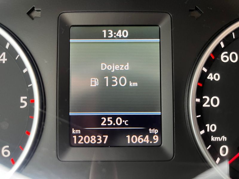 Volkswagen Tiguan (2011) 2.0 TDI 4 MOTION, Bi-Xenon - fotka 13 z 25