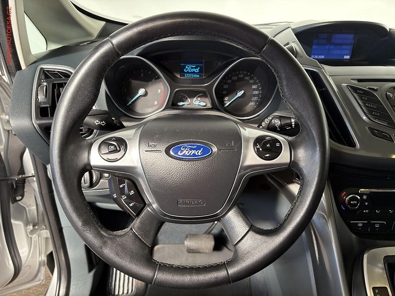 Ford C-MAX (2014) 2.0 TDCi, AT, xenon, autoAC - fotka 16 z 16