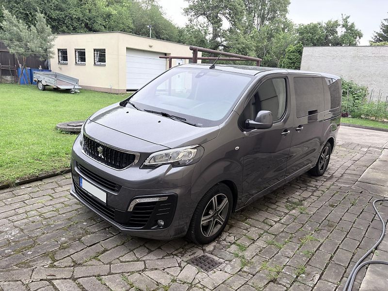 Peugeot Traveller (2018)  2.0 BlueHDi, 8 míst - fotka 6 z 27