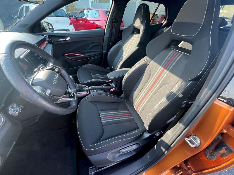 Škoda Fabia (2025) Monte Carlo 1.0TSi 85kW 7°auto - fotka 11 z 31