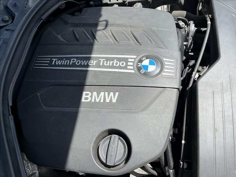 BMW Řada 3 2,0 d GT 135KW MANUÁL 2x KOLA - fotka 35 z 48