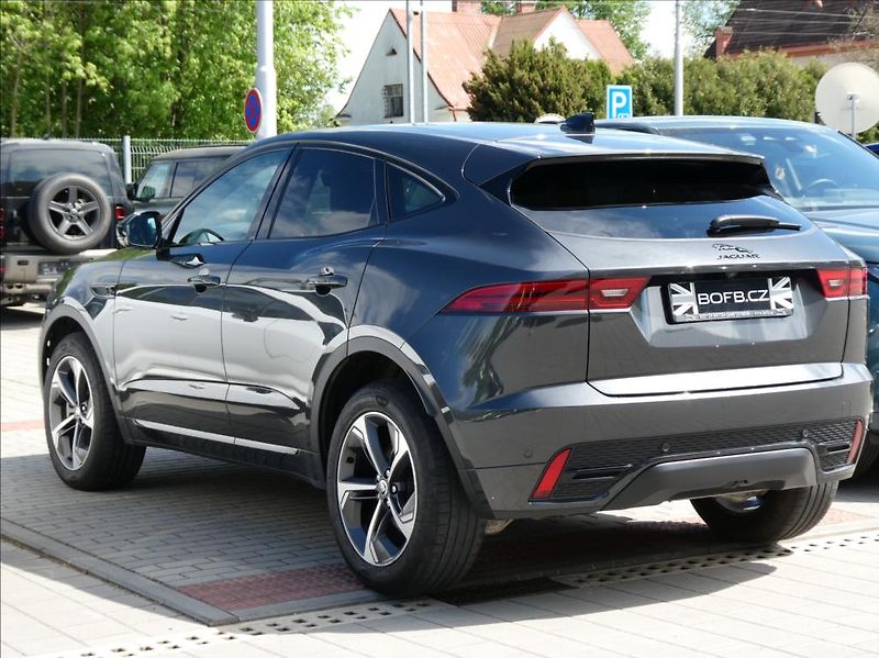 Jaguar E-Pace 2,0 D165,R-Dyn SE,1.maj,ČR,zár - fotka 9 z 38