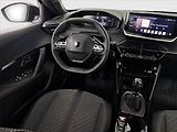 Peugeot 2008 (2025) Allure 1.2 PureTech - náhled 7