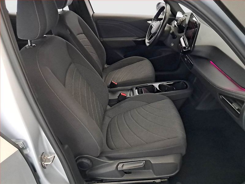 Volkswagen ID.3 (2023) Pro Perf. (62 kWh), SoH 87% - fotka 9 z 29