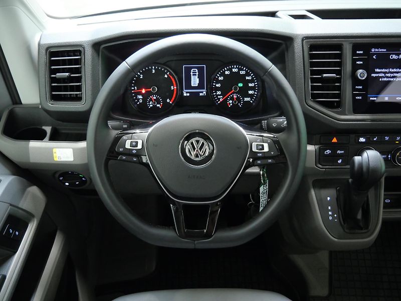 Volkswagen Grand California - fotka 12 z 27