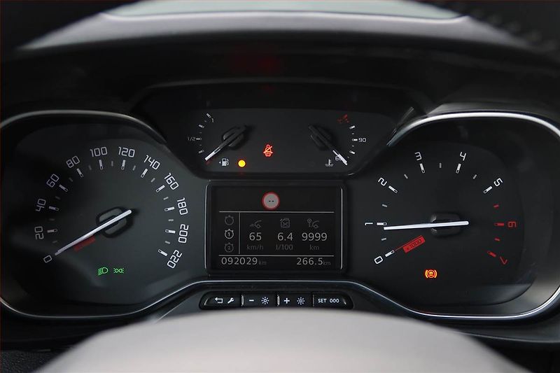 Citroën Berlingo (2020) Feel 1.5 BlueHDi, 5Míst, ČR - fotka 11 z 18