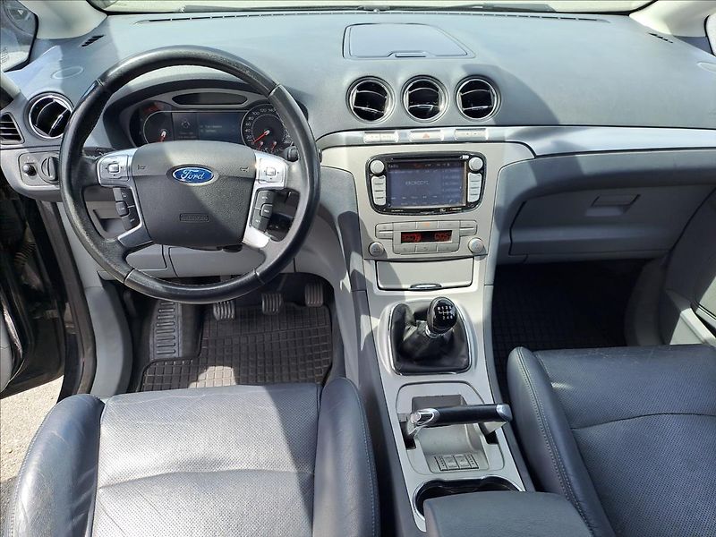 Ford S-MAX 1,8 TDCI - fotka 9 z 14