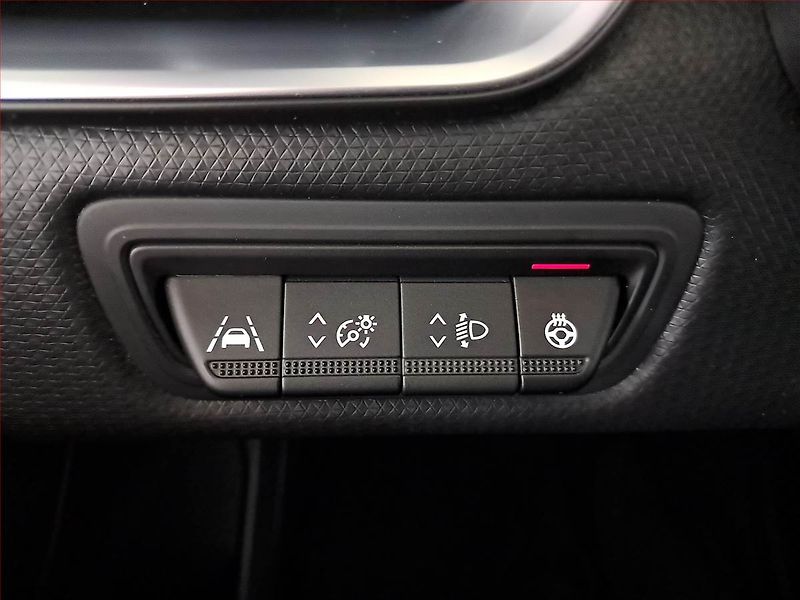 Renault Clio (2022) Intens 1.0 TCe, Serv.kniha - fotka 20 z 21