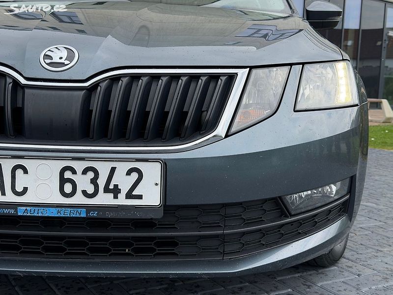Škoda Octavia (2017) 1.6 TDi 85 kw / po rozvodech - fotka 7 z 18
