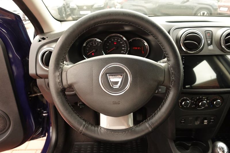 Dacia Logan 0.9 TCe 66 kW S&S MCV Arctica - fotka 14 z 27