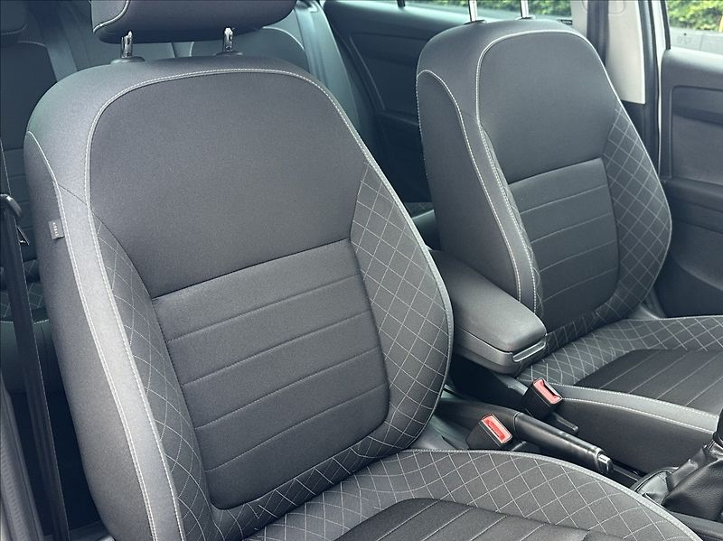 Škoda Fabia 1,0 TSI 95PS  Ambition Top - fotka 17 z 54