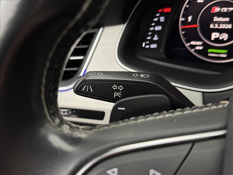 Audi SQ7 4,0 V8 MATRIX BOSE DPH 360° CZ - fotka 11 z 52