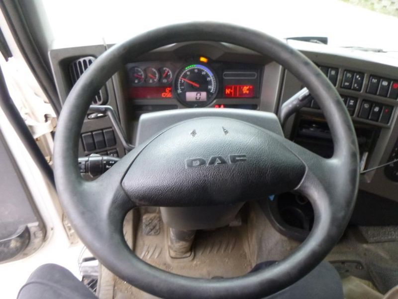 Renault (2009) Kerax 450  8x4 - fotka 7 z 19