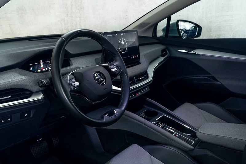 Škoda Enyaq iV 60 132kW Matrix Kamera Tažn - fotka 13 z 30