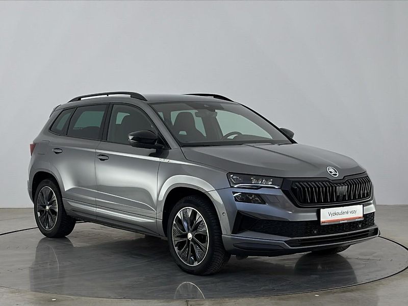 Škoda Karoq Sportline Exclusive 4x4 DSG - fotka 14 z 30