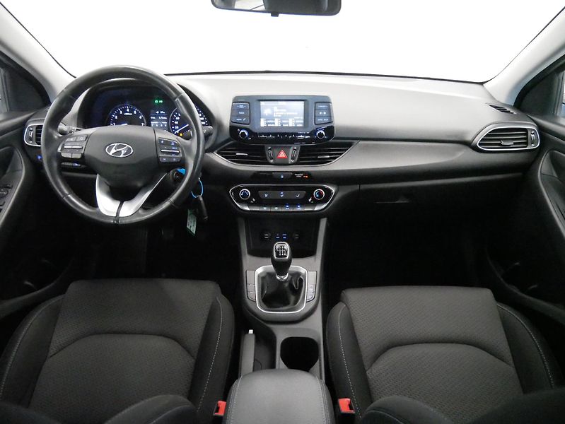 Hyundai i30 - fotka 5 z 25