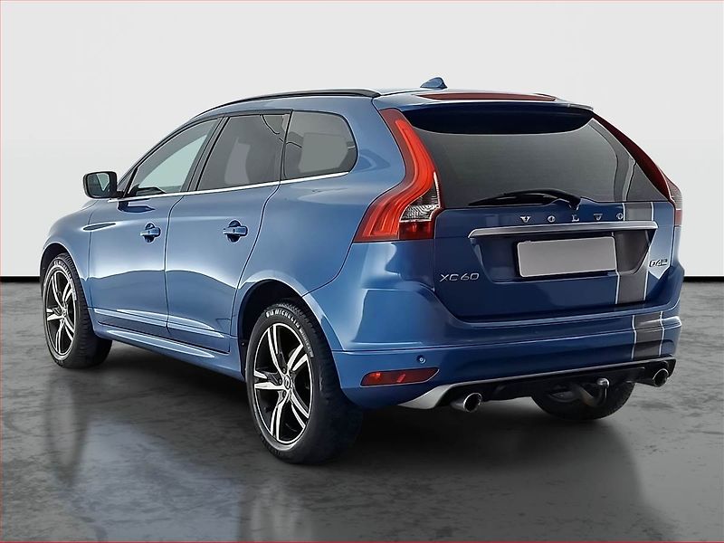 Volvo XC60 (2017) R-Design D4, 4X4, Automat - fotka 4 z 21
