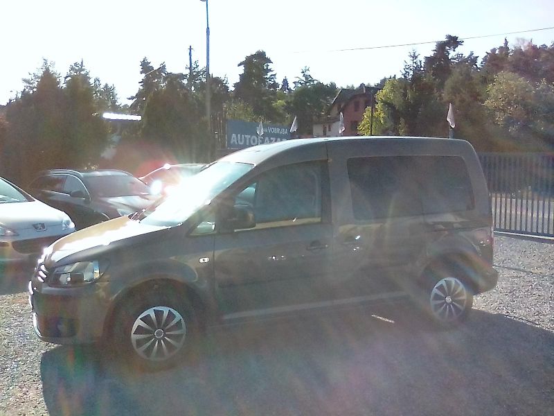 Volkswagen Caddy (2012) 1.2 TSi / 77KW, nové rozvody - fotka 9 z 37