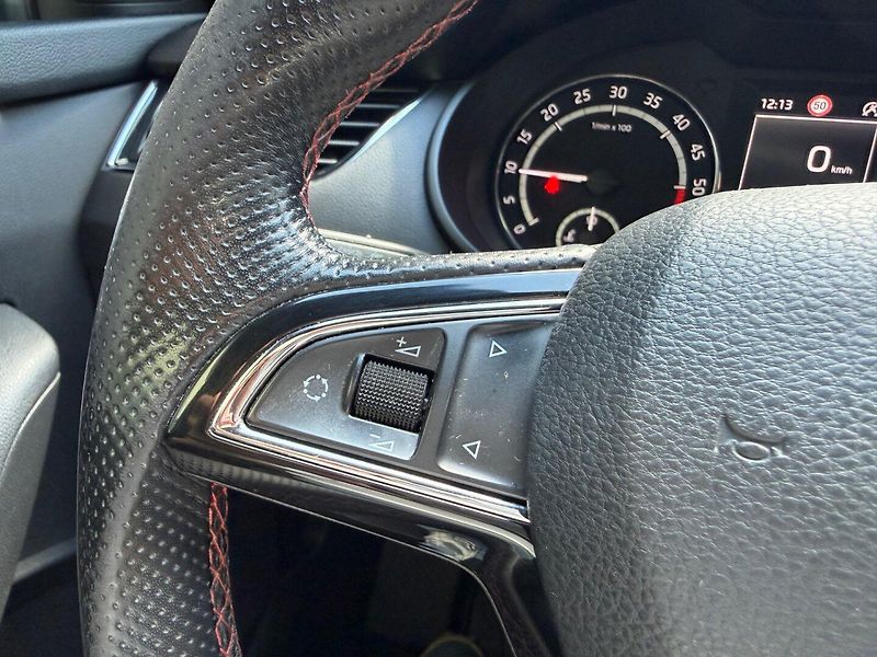 Škoda Octavia (2014) RS 2.0 TDI 135 kW - fotka 22 z 28