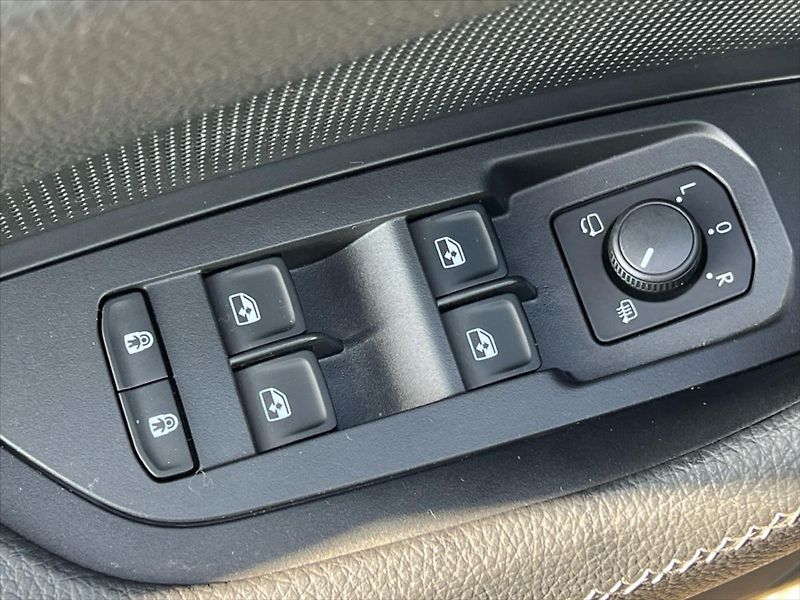 Škoda Kodiaq 2,0 TDi 142kW 7DSG 4x4 EXCLUSI - fotka 20 z 42