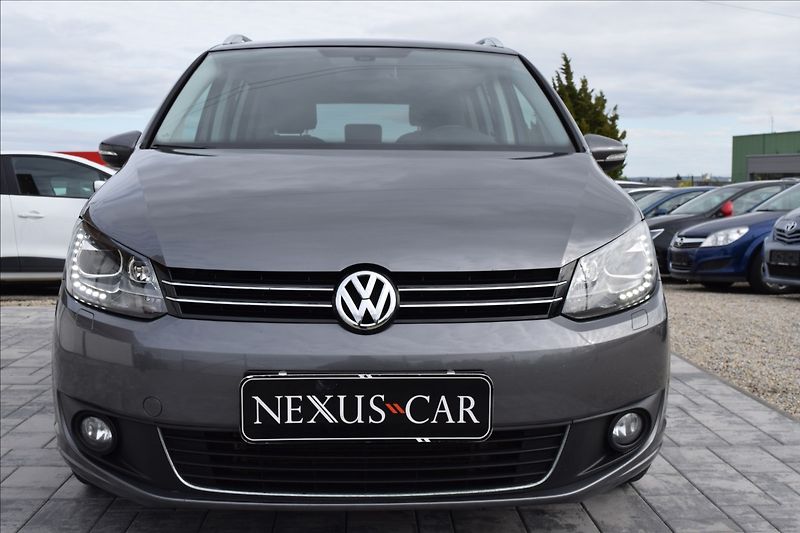 Volkswagen Touran 1,6 d 77KW BIXENON TAŽNÉ - fotka 2 z 40