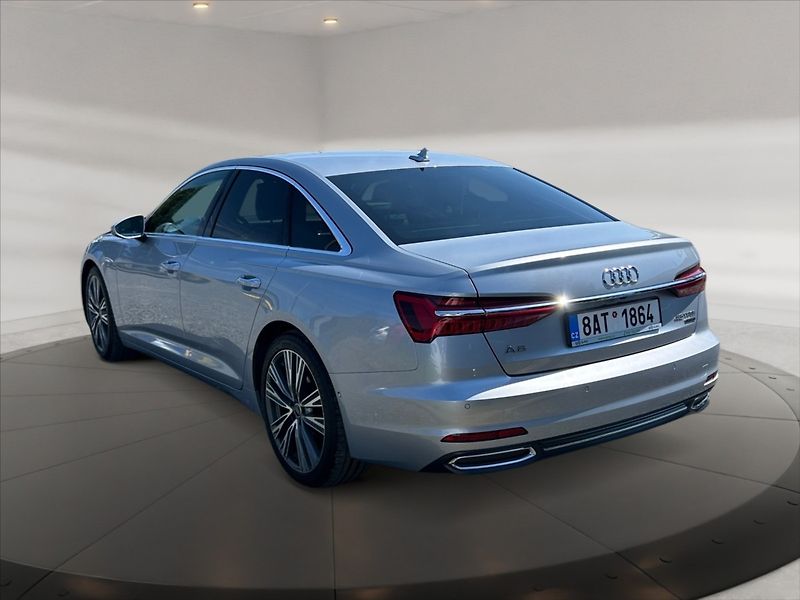 Audi A6 2,0 TFSI Design quattro AT - fotka 4 z 11