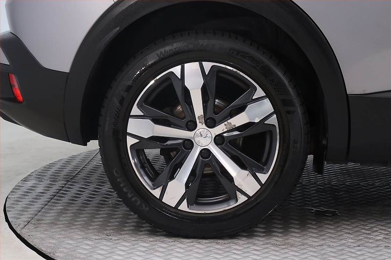 Peugeot 3008 (2017) 1.6 BlueHDi, Serv.kniha, Navi - fotka 15 z 19