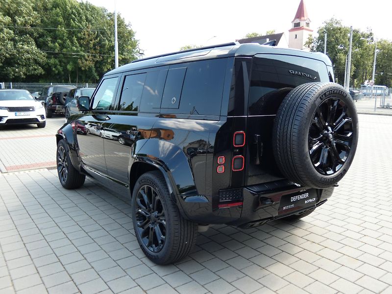 Land Rover Defender 110 4,4 OCTA P635 - fotka 8 z 46