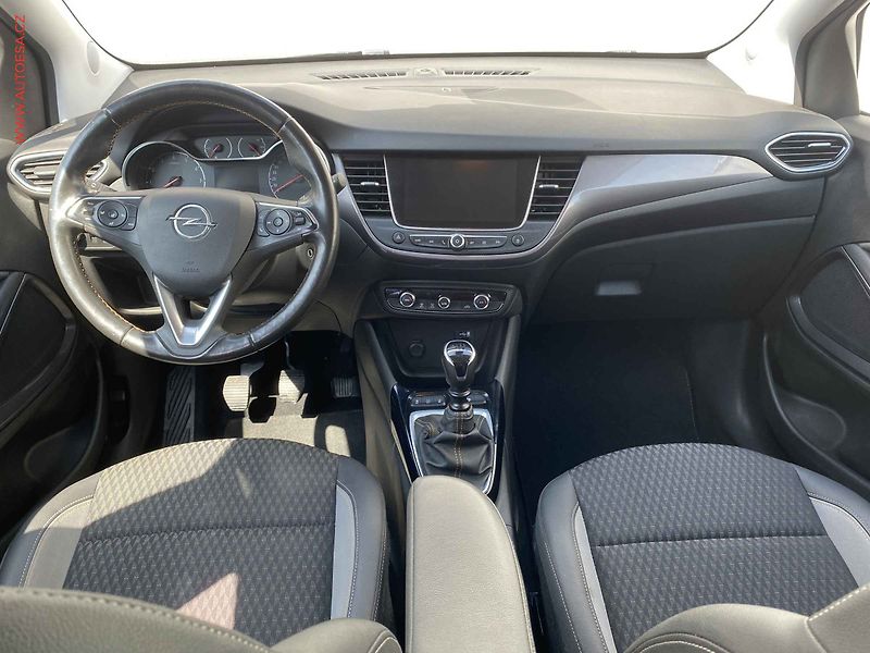 Opel Crossland X (2019) 1.2T, Innovation, navi - fotka 8 z 17