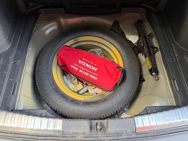Honda CR-V (2013) - fotka 10 z 36