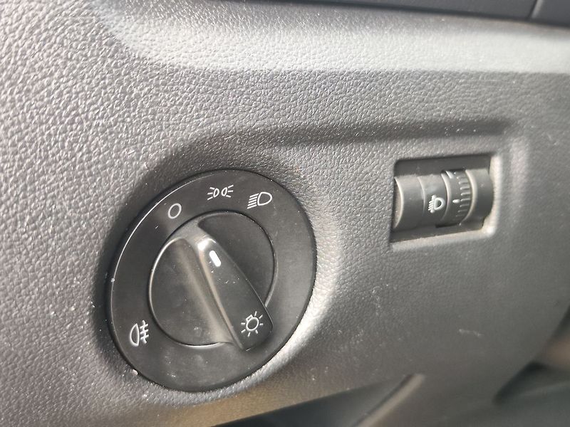 Škoda Fabia 1.2i/44kW Klima ČR - fotka 19 z 21
