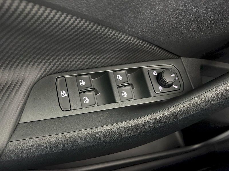 Škoda Kamiq (2025) DSG 1.5TSI 110kW Monte Carlo - fotka 27 z 32